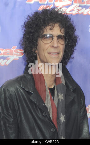 NEWARK, NJ - 20 febbraio: Howard Stern arriva al "America's Got Talent' Stagione 9 Foto chiamata al New Jersey Performing Arts Center il 20 febbraio 2014 a Newark, New Jersey. Persone: Howard Stern Foto Stock