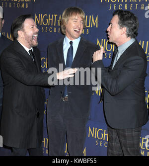 NEW YORK, NY - 11 dicembre: Ricky Gervais, Owen Wilson, Steve Coogan assiste il 'Notte al Museo: Segreto della tomba " New York Premiere al Teatro Ziegfeld su dicembre 11, 2014 in New York City. Persone: Ricky Gervais, Owen Wilson, Steve Coogan Foto Stock