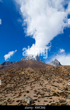 Himalaya, Nepal, Nov 2017 -Dingboche village 4000 m sopra il livello del mare nel Parco di Sagarmatha sulla strada per il Monte Everest Base Foto Stock