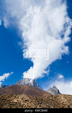 Himalaya, Nepal, Nov 2017 -Dingboche village 4000 m sopra il livello del mare nel Parco di Sagarmatha sulla strada per il Monte Everest Base Foto Stock