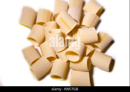 Cucina italiana: Pasta paccheri trafilata in bronzo Foto Stock
