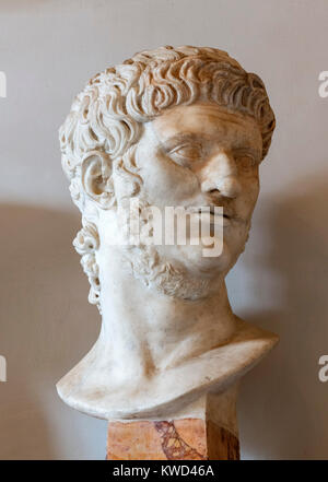 Busto dell'Imperatore Nerone, Palazzo Nuovo, Musei Capitolini di Roma, Italia Foto Stock