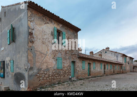 Edifici storici e architettura di Fort Royal ex caserme e carceri, Île Sainte Marguerite, Cannes, Cote d'Azur, in Francia Foto Stock