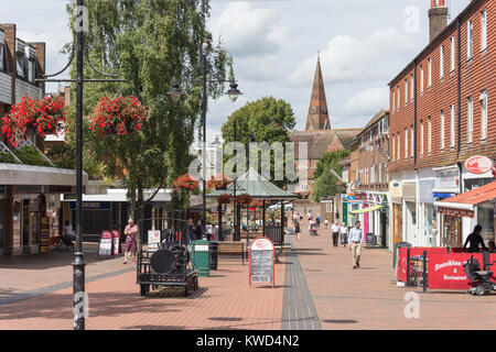 Chiesa pedonale a piedi, Burgess Hill, West Sussex, in Inghilterra, Regno Unito Foto Stock