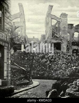 Guerra mondiale 1. Battaglia di Arras (9-12 Aprile 1917). Le rovine della Cattedrale di Arras, dopo le battaglie di aprile-maggio 1917. (BSLOC 2013 1 141) Foto Stock