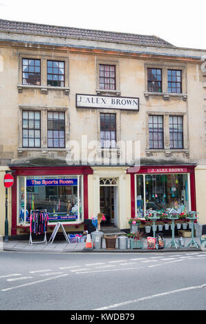 J.ALEX BROWN un vecchio negozio di ferramenta istituito nel 1856 in Bradford on Avon Wiltshire, Inghilterra REGNO UNITO Foto Stock