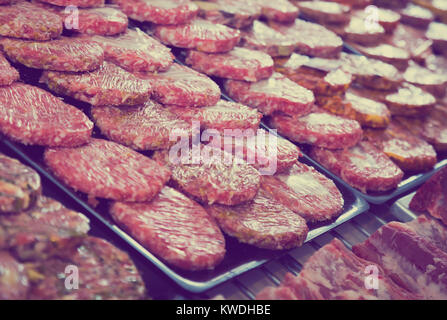 Burger assort sul contatore in bakers shop, close up Foto Stock