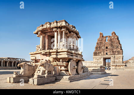 Carro e Vittala tempio di Hampi, India Foto Stock