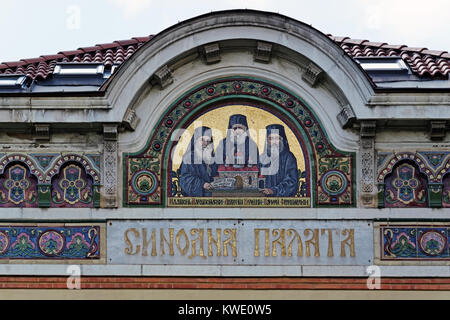 Mosaico nella parte anteriore del Santo Sinodo della Chiesa Ortodossa Bulgara di Sofia, Bulgaria Foto Stock