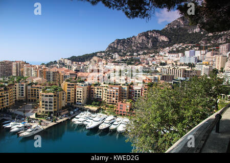 Vista del porto di Fontvieille, Monaco Cote d'Azur Foto Stock