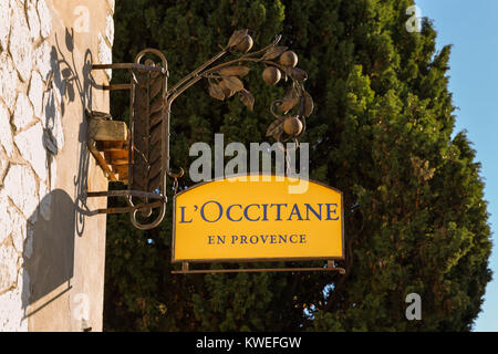 Segno esterno di L'Occitane en Provence flagship shop della dermocosmesi brand in St Paul de Vence, Francia Foto Stock