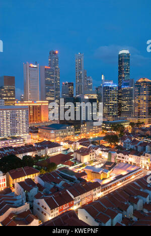 SINGAPORE - 12 dicembre: Bella si illuminano di Singapore città presa il 12 dicembre 2009 a Singapore. Foto Stock