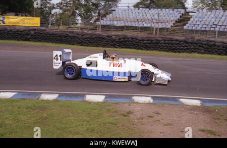 Zak Brown, Formula Vauxhall Lotus test. Oulton Park, Venerdì ago Foto Stock