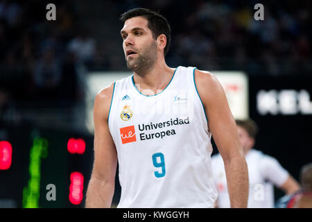 Vitoria, Spagna. 3 gennaio, 2017. Felipe Reyes (Real Madrid) durante la partita di basket della stagione 2017/2018 di spagnolo ACB League 'Endesa' tra Saski Baskonia e Real Madrid Baloncesto a Fernando Buesa Arena Center su Gennaio 3, 2017 a Vitoria, Spagna. Credito: David Gato/Alamy Live News Foto Stock