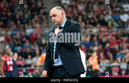 Vitoria, Spagna. 3 gennaio, 2017. Pablo Laso (pullman, Real Madrid) durante la partita di basket della stagione 2017/2018 di spagnolo ACB League 'Endesa' tra Saski Baskonia e Real Madrid Baloncesto a Fernando Buesa Arena Center su Gennaio 3, 2017 a Vitoria, Spagna. Credito: David Gato/Alamy Live News Foto Stock