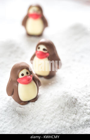 Cioccolatini a forma di pinguini Foto Stock