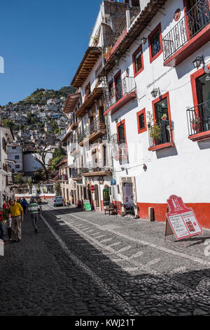 Strade di Taxco de Alarcón, Stato di Guerrero, Messico Foto Stock