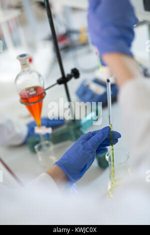 Lo sviluppo della chimica, medicina, farmacia, biologia e biochimica e tecnologia di ricerca Foto Stock