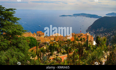 Vista panoramica dal giardino esotico a Eze Village, Cote d Azur Franc Foto Stock