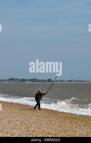 Spiaggia casting off dunwich beach SUFFOLK REGNO UNITO Foto Stock