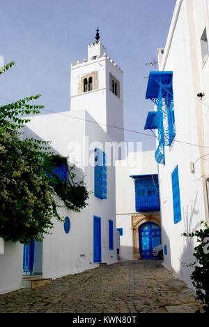 Il romantico villaggio di Sidi Bou Said vicino a Tunisi (Tunisia) Foto Stock