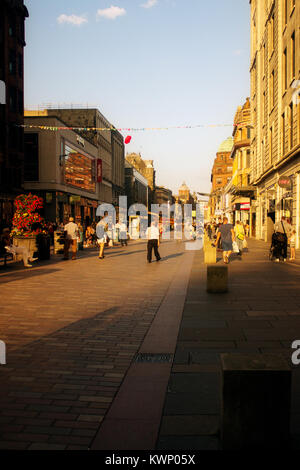 Vista lungo Argyle Street, Glasgow, Scozia Foto Stock