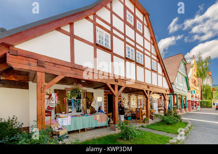 Case tradizionali, Vrchlabi (Hohenelbe), città ceca a Hradec Králové Regione, Cechia, Boemia, Europa Foto Stock