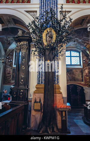 Statua del Santo tigli nella Basilica della Visitazione della Beata Vergine Maria a Swieta Lipka village, Warmian-Masurian voivodato di Polonia Foto Stock