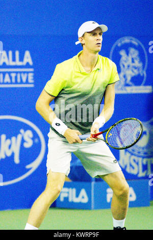 Pune, India. 4 gennaio, 2018. Kevin Anderson del Sud Africa in azione in un quarto di partita finale delle singole concorrenza a Tata aprire Maharashtra al Mahalunge Balewadi Tennis Stadium di Pune, India. Credito: Karunesh Jöhri/Alamy Live News Foto Stock