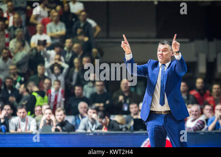 A Belgrado, in Serbia. 05 gen 2018. 5 gennaio 2018, Aleksandar Nikolic Hall, Belgrado, Serbia; Turkish Airlines Eurolega di basket, Crvena Zvezda Belgrado mts versus Zalgiris Kaunas; Head Coach Sarunas Jasikevicius di Zalgiris Kaunas gesti durante la partita Credito: Nikola Krstic/Alamy Live News Foto Stock