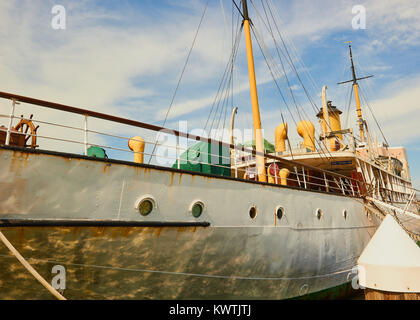 CSS Acadia ora il Museo Marittimo dell'Atlantico e un sito storico nazionale del Canada, Halifax Harbour, Halifax, Nova Scotia, Canada. Foto Stock