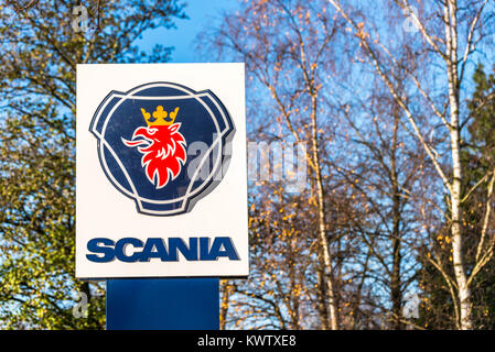 Northampton UK Dicembre 07, 2017: motori Scania logo accedi Brackmills Industrial Estate. Foto Stock