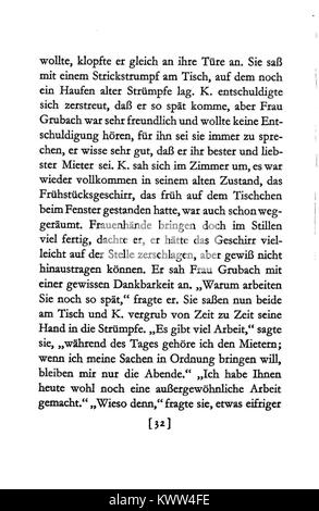 "De Kafka Prozeß" si riferisce alla famosa opera di Franz Kafka "il processo". Questa immagine rappresenta probabilmente una scena o un tema dell'opera letteraria, che è nota per la sua esplorazione della burocrazia, dell'isolamento e dei dilemmi esistenziali. Foto Stock
