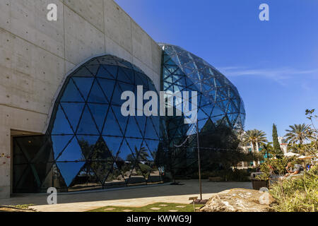 ST. Pietroburgo, STATI UNITI D'AMERICA - FEBR 16, 2017: Salvador Dali Museum di San Pietroburgo, FL, Stati Uniti d'America. Salvator Dalì - artista. Il museo dispone di uno dei più grandi riuniscono Foto Stock