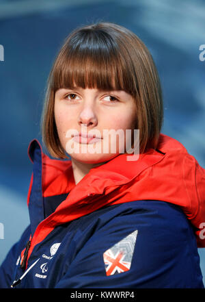 ParalympicsGB sciatore Millie Knight durante il ParalympicsGB 2018 Olimpiadi invernali di sci alpino e snowboard team annuncio, all'Snowcenter, Hemel Hempstead. Stampa foto di associazione. Picture Data: Venerdì, 5 gennaio 2018. Foto di credito dovrebbe leggere: Tim Goode/filo PA. Foto Stock
