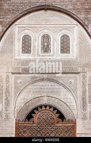 Modello di elemento di design di Al-Attarine Madrasa di Fez, Marocco Foto Stock