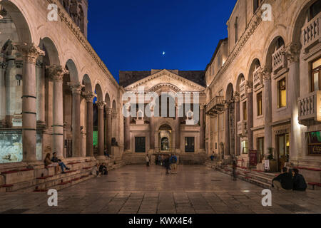 Peristilio, Palazzo Diocleziano, Split, Croazia Foto Stock