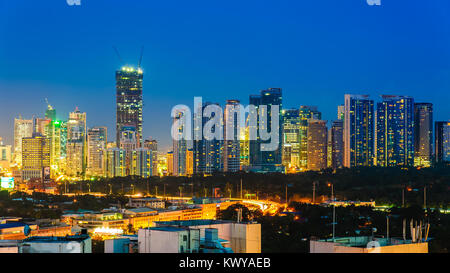 Skyline della città di Manila, Filippine Foto Stock