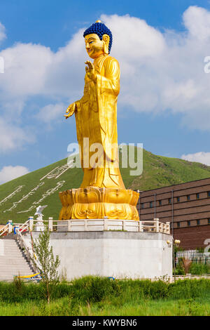 International Buddha Park è situato ai piedi del Zaisan Tolgoi collina di Ulaanbaatar, in Mongolia Foto Stock