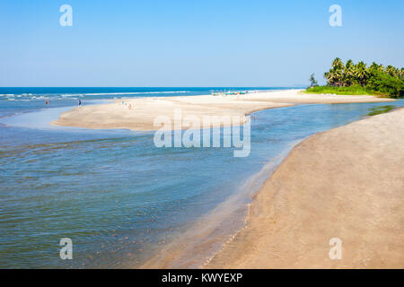 Bellezza e laguna beach in Goa, India Foto Stock