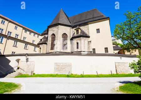 Abbazia Nonnberg o Stift Nonnberg è un monastero benedettino di Salisburgo, Austria. Abbazia Nonnberg fu fondata nel 714 da San Ruperto di Salisburgo. Foto Stock