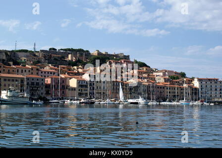 Vista del porto di Portoferraio, Portoferraio, Isola d'Elba, Italia Foto Stock