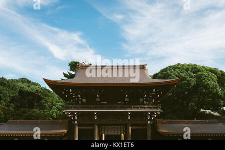 Meiji Jingu. Un santuario shintoista a Yoyogi Park, Shibuya, Tokyo Foto Stock