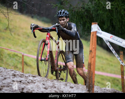 Abadiano, Spagna. 06 gen 2018. Kevin Suarez durante il Bizkaia campionato ciclocross, UCI C2 categoria a Abadiano, nella Spagna settentrionale, Sabato, Gennaio, 06, 2018. Credito: Gtres Información más Comuniación on line, S.L./Alamy Live News Foto Stock