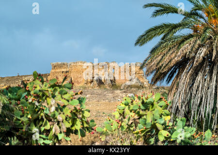 Vista di Dougga, antica città romana in Tunisia Foto Stock