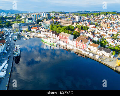 Vagen città vecchia antenna vista panoramica di Stavanger in Norvegia. Stavanger è una città e un comune in Norvegia. Foto Stock