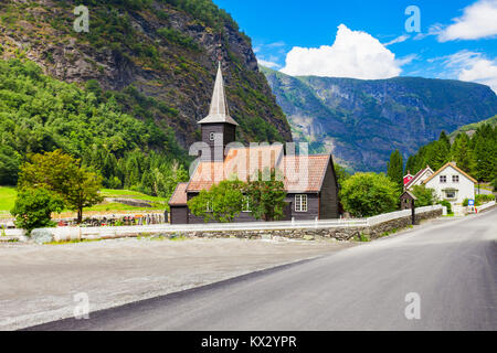 Flam Chiesa o Flam Kyrkje è una chiesa parrocchiale di Flam, Sognefjord in Norvegia Foto Stock