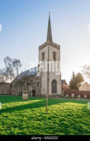 Newmarket Suffolk chiesa, vista dell'estremità ovest della chiesa di Santa Maria in Suffolk città di Newmarket, Inghilterra, Regno Unito. Foto Stock