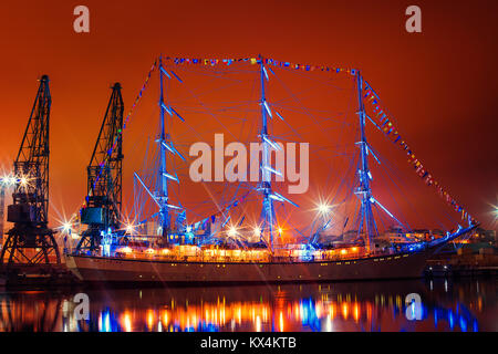 Regata Tall Ship in Varna il porto , la Bulgaria. Foto Stock