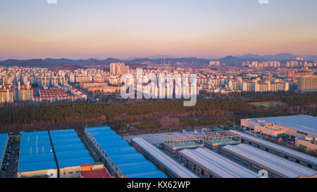 Vista aerea del tramonto del parco industriale. Seoul Incheon,Corea Foto Stock